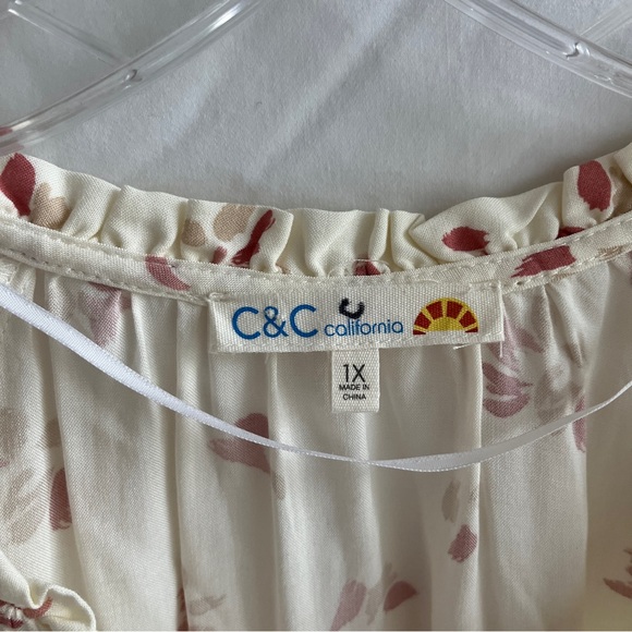 C&C California Peasant floral graphic print blouse, rayon beige boho size 1X - Picture 5 of 8